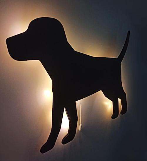 Yürüyen Köpek Led Işıklı Siyah Ahşap Tablo Duvar Dekor